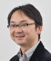 小林 徹也 写真